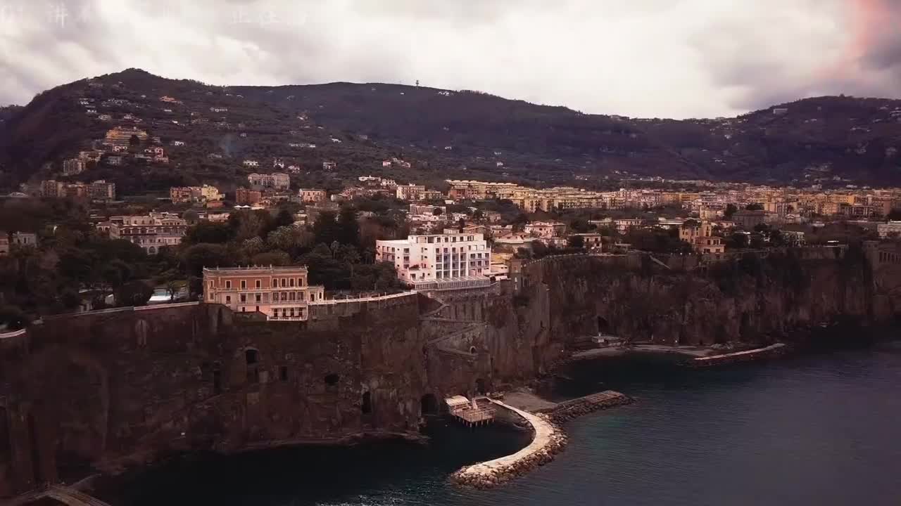 《讲不出再见》