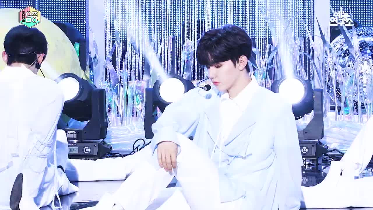 230715 In Bloom 音乐中心 横版