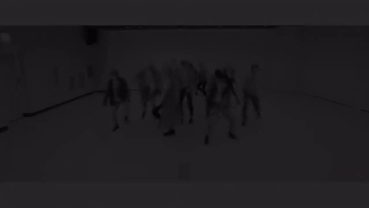 33SEVENTEEN-压低帽子 练习室