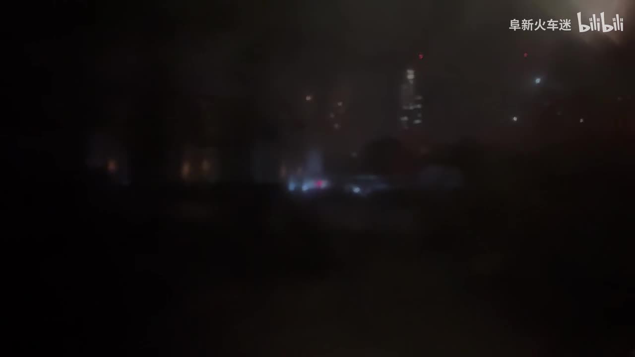 【左侧视角】1230次进天津一号楼二站台17道