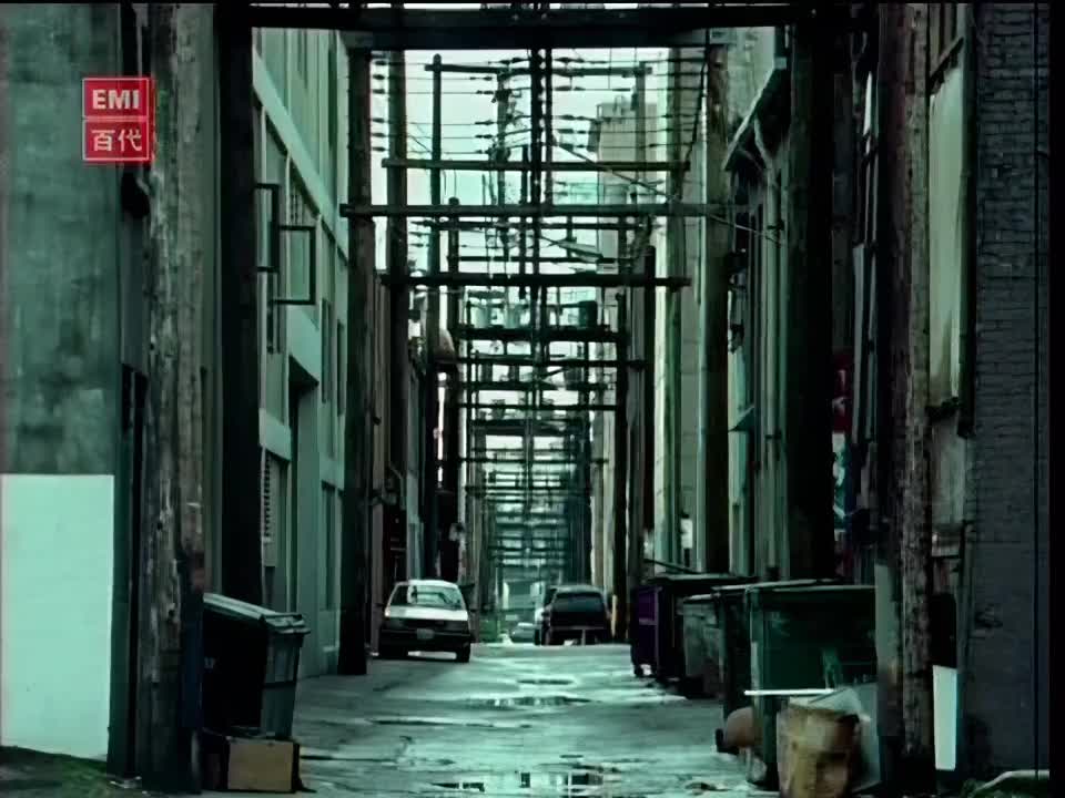 一个人万岁-伴奏