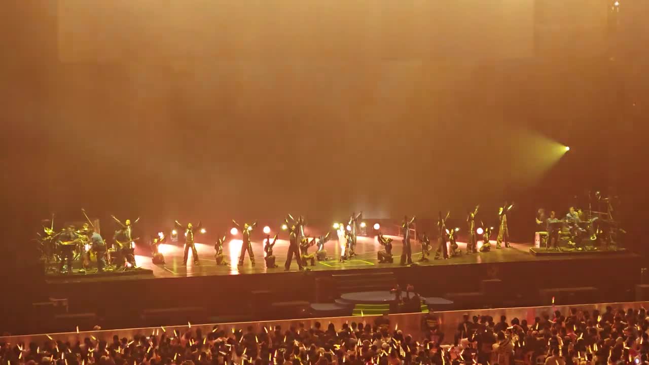 31、【4K】王心凌 互动五 SUGAR HIGH 世界巡回演唱会 福州站 完整版正面舞台