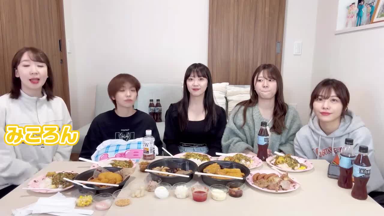 【大食い】ウチらならCoCo壱カレー１kg +トッピング全部乗せなんて余裕だよね♡