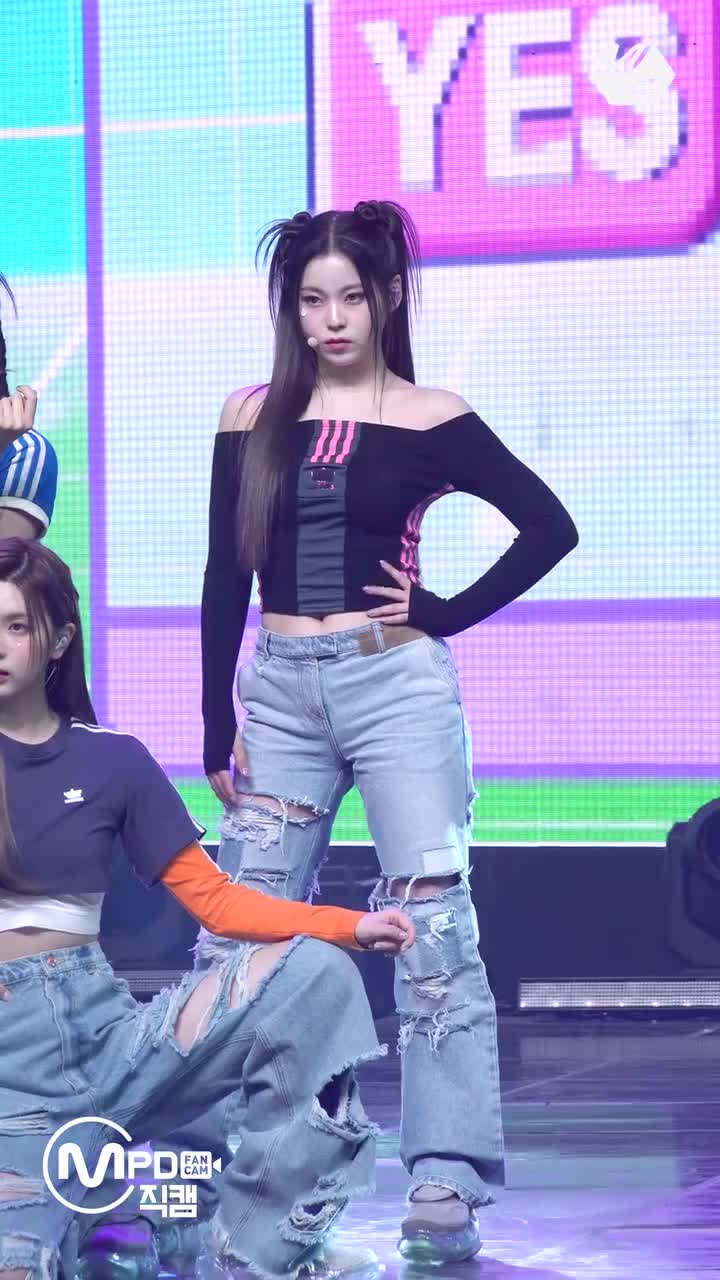 230323 Young, Dumb, Stupid MCOUNTDOWN