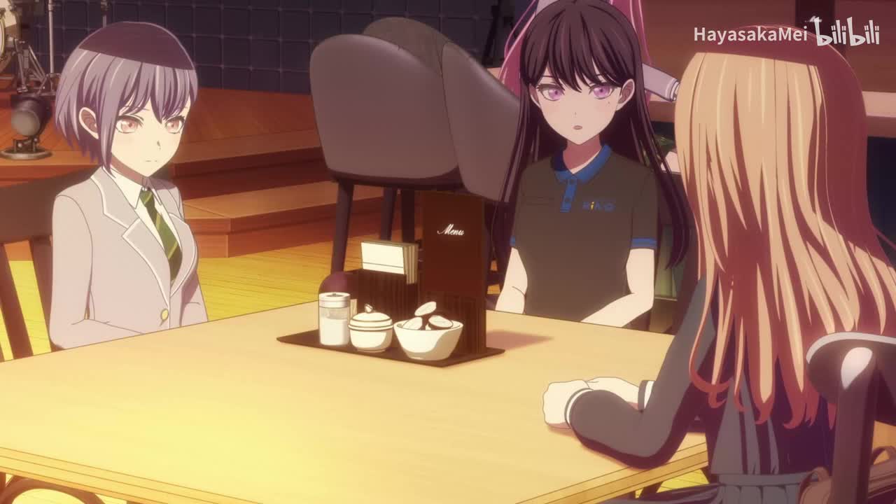 人声+鼓+贝斯（无吉他）