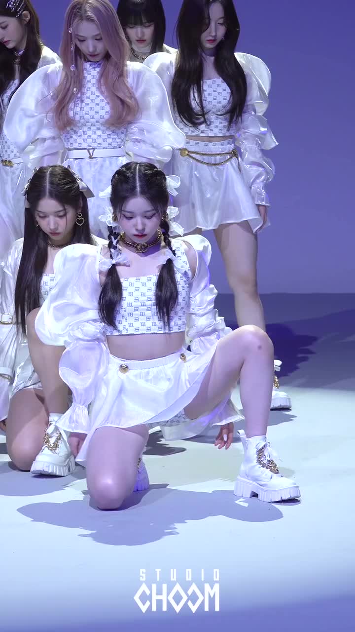 220313 占(TANK) STUDIO CHOOM