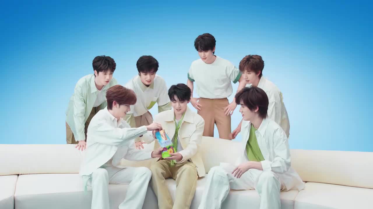 20240106 满载『轻盈』活力，畅快新一年。