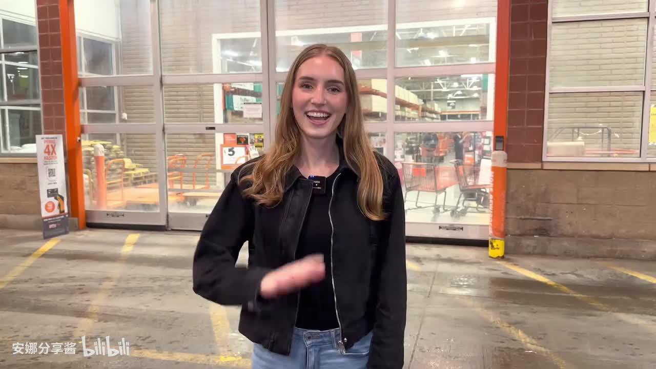 在工具店教英语