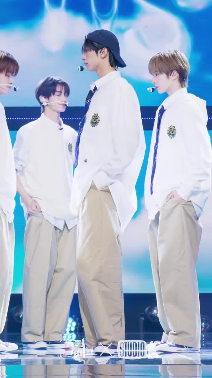 plot twist 240202 DOHOON竖版