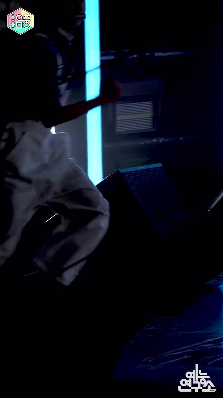 plot twist 240203 YOUNGJAE竖版