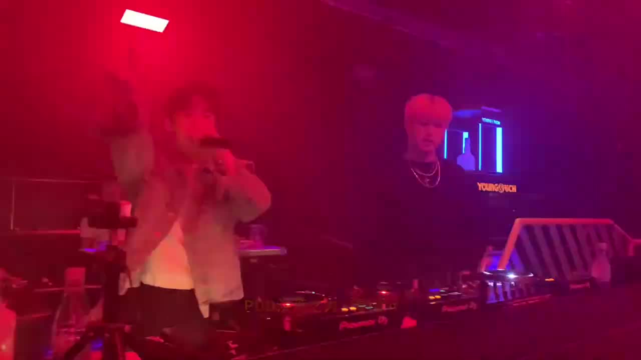 002. PDD洪荒之力 - 青稚m