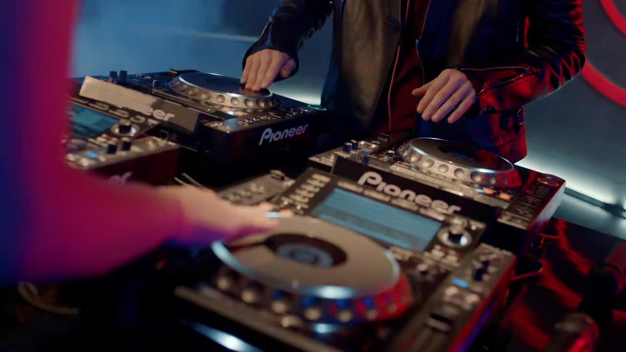 华为 nova 2s 广告（2）