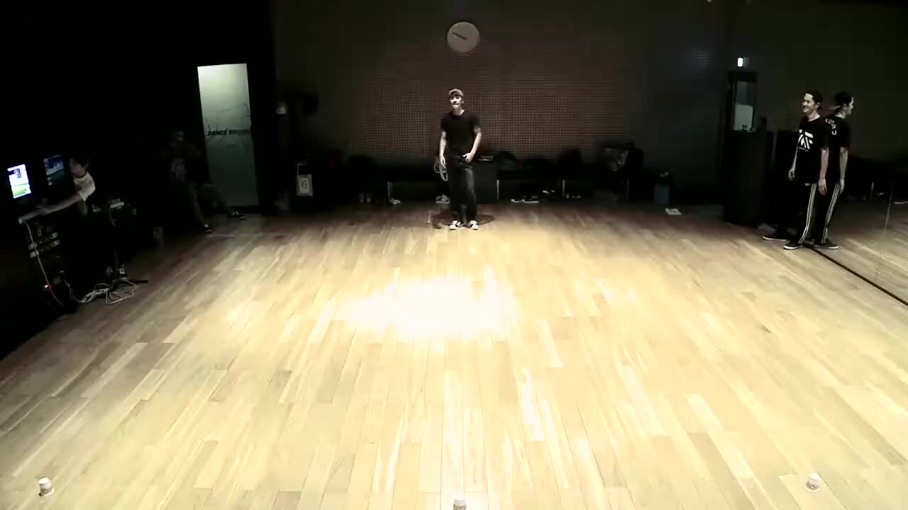 胜利 - Gotta Talk to You