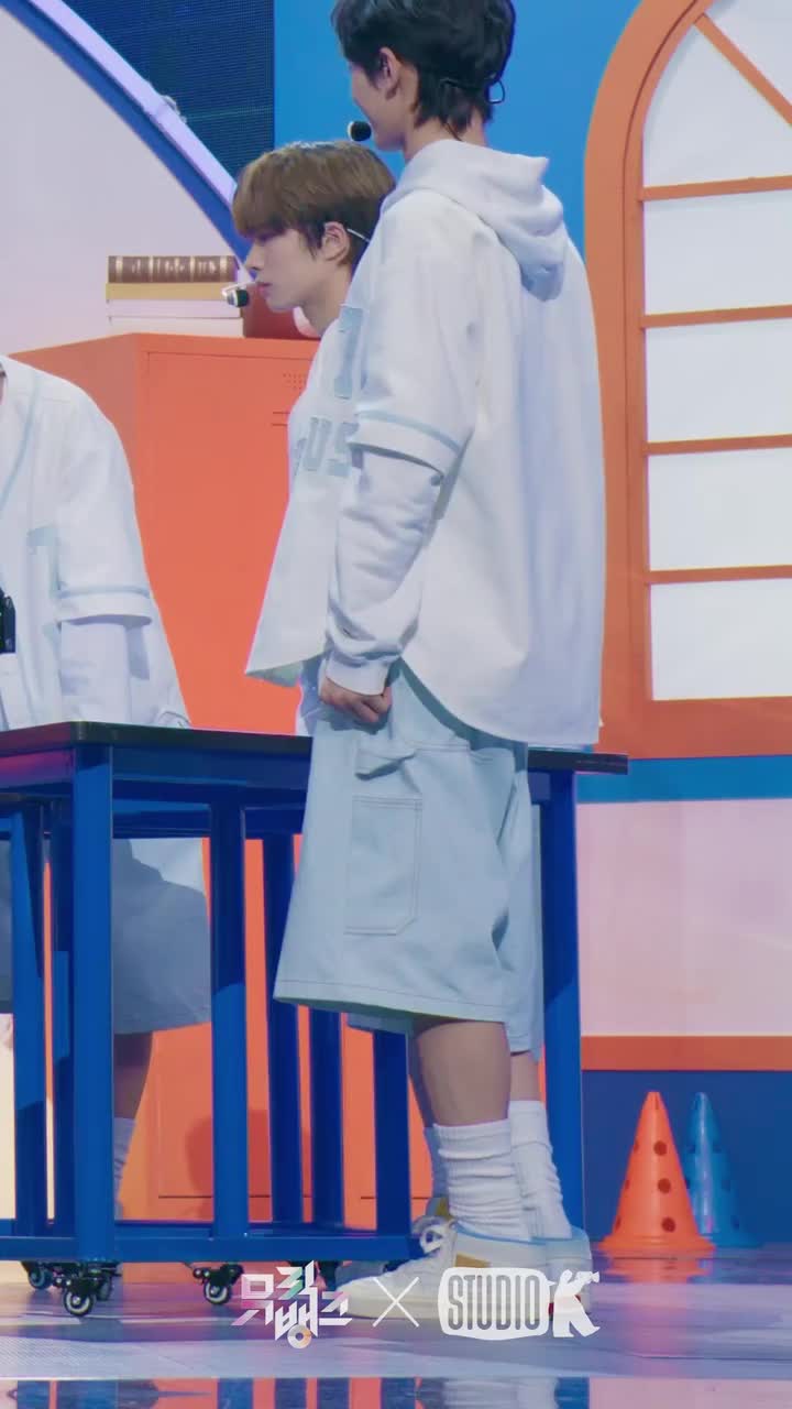 240223 KYUNGMIN竖版