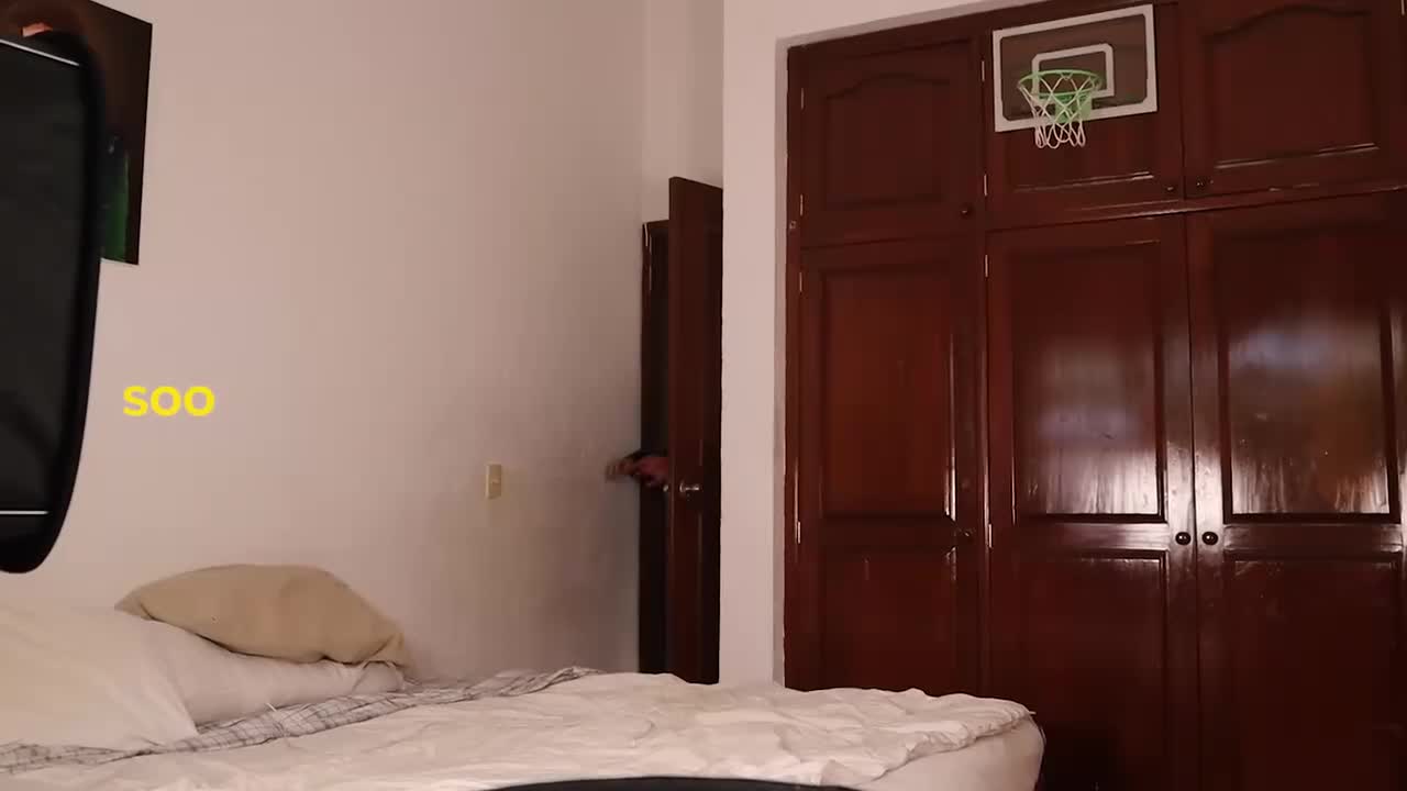 “连续画100,000秒！！（真面目揭晓）”Drawing For 100,000 Seconds Straight!! (FACE REVEAL)