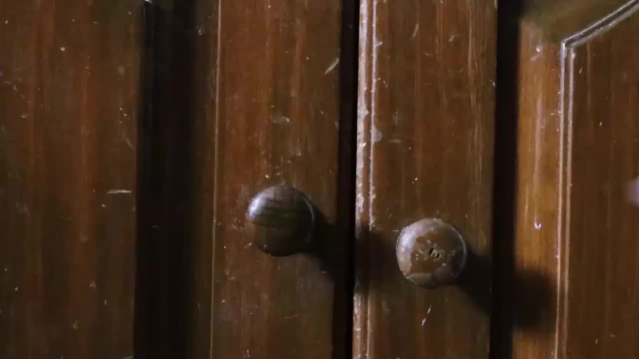 “用烟雾画画”PAINTING with SMOKE