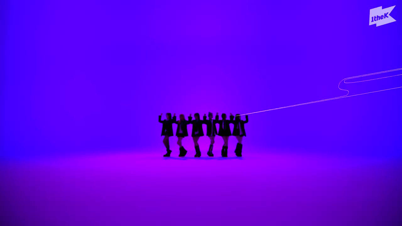 PURPLE KISS - BBB Suit Dance Performance