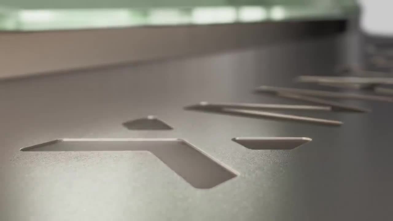 华为 Pura 70 Ultra 5G 广告