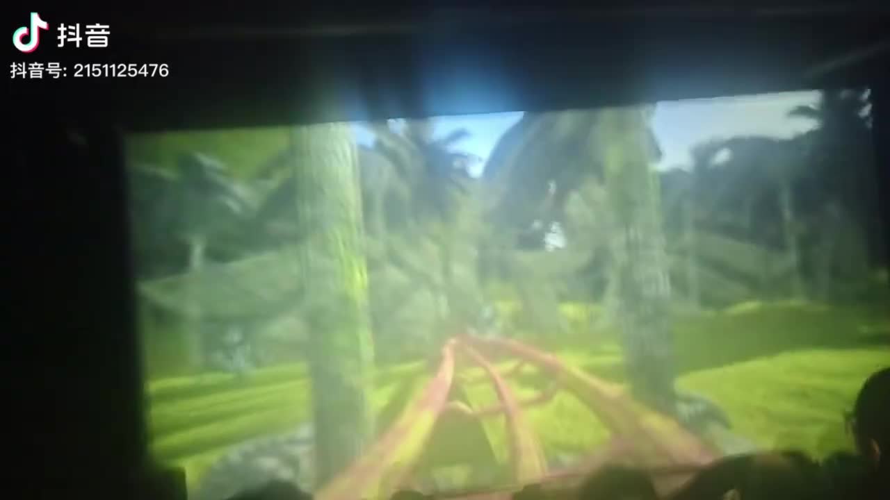 项目内实际播放效果（影片为丛林金字塔）