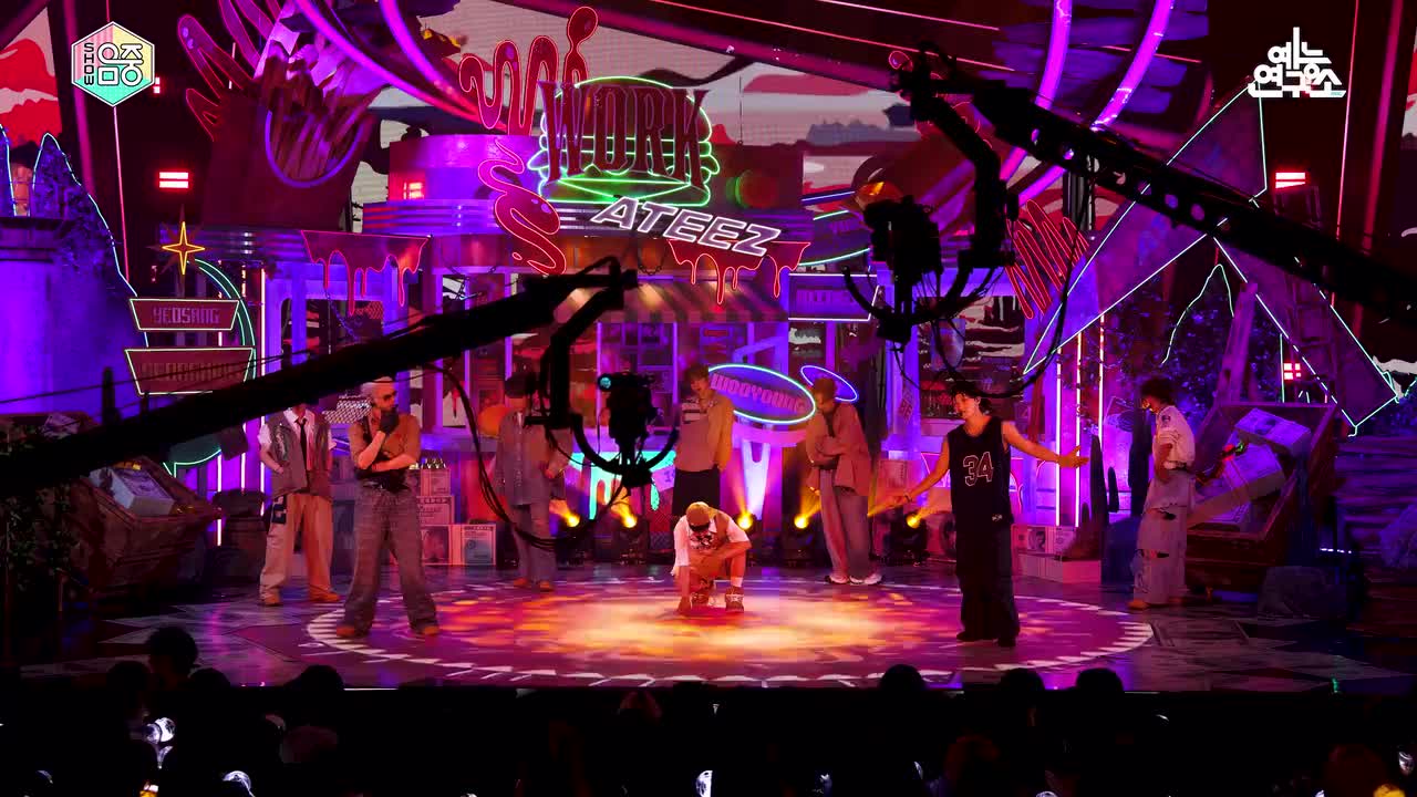 【4K全体直拍】《WORK》