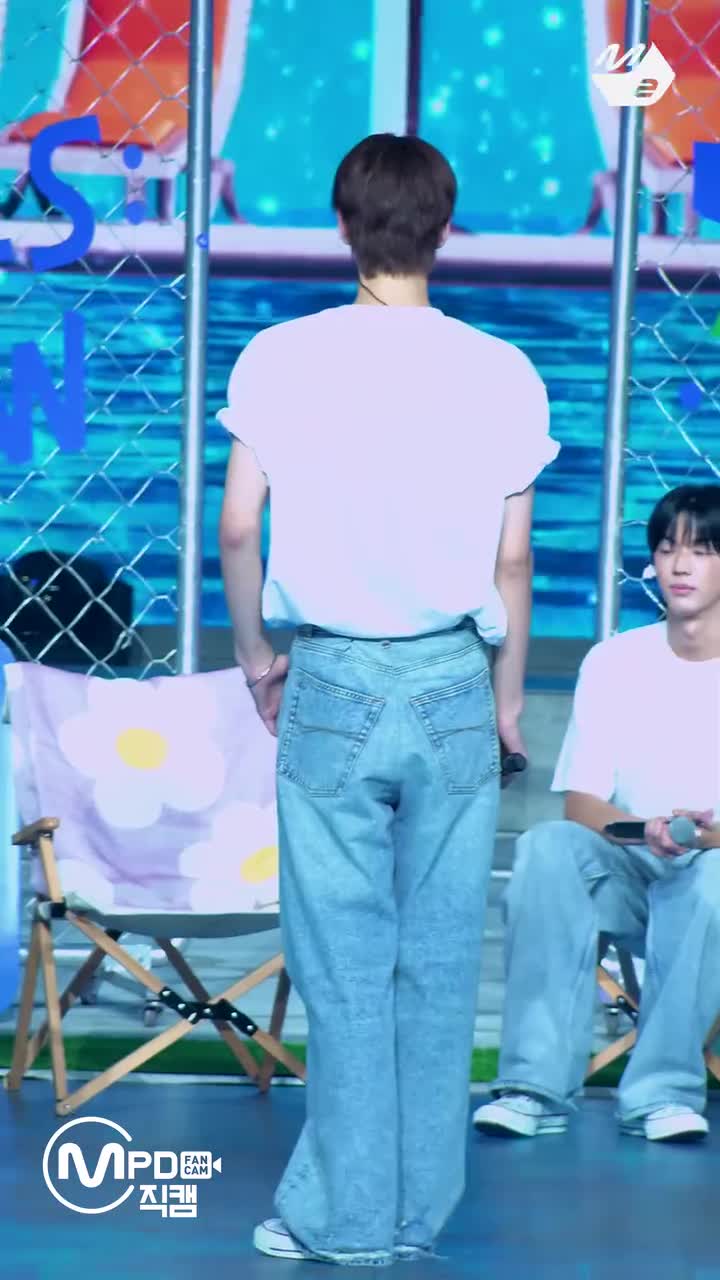 240624 Red Flavor l 回归秀