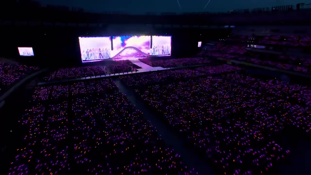 TWICE - TALK THAT TALK