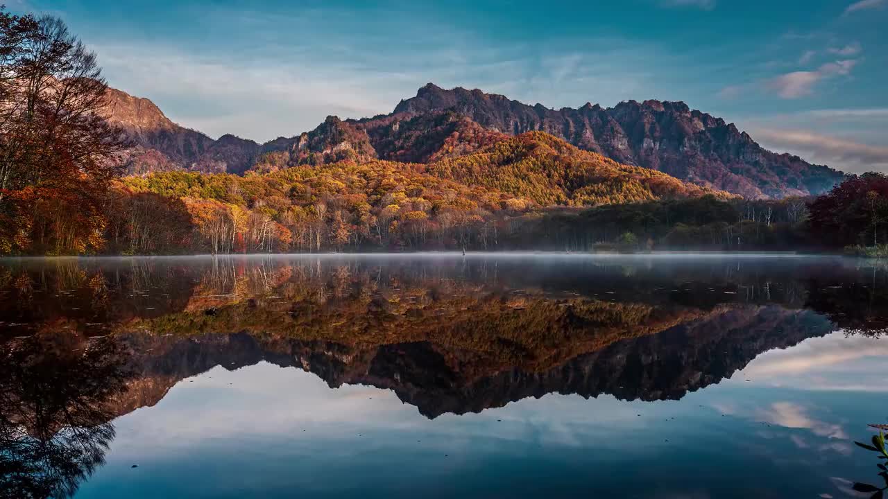 秋天唯美的山脉风景 #1167