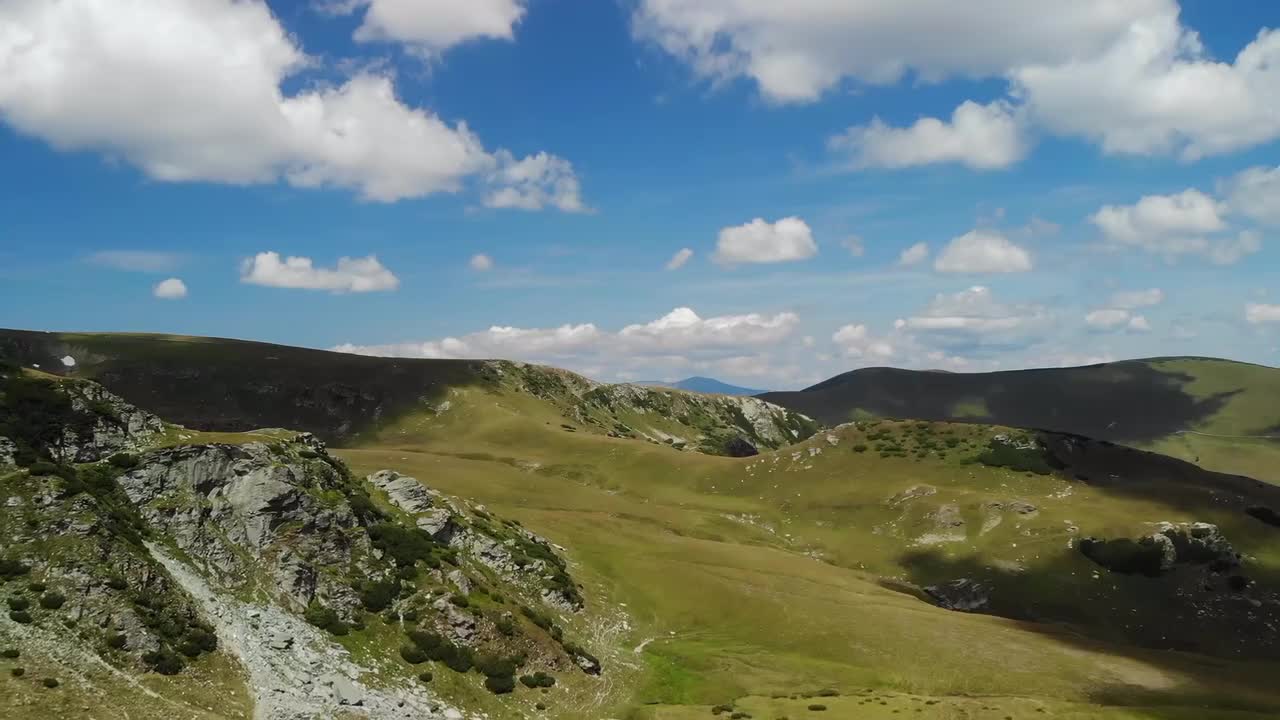 山丘 草地 山顶 #1180