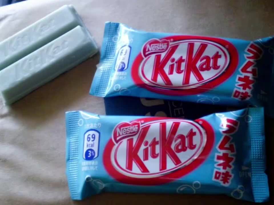 blue kit kat asmr
