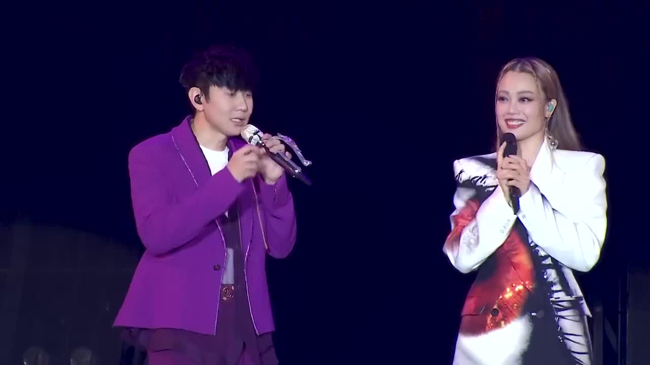 第一百个我（香港站with容祖儿）