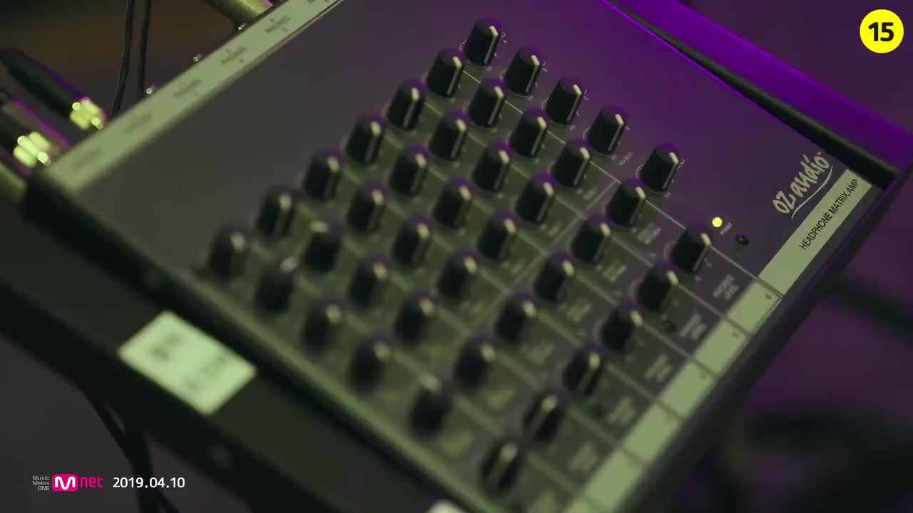 Help Me(她的私生活 ost 录音室mv）