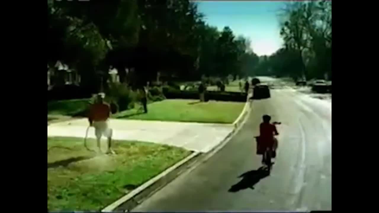 3-09.ref1 Original Six Flags Mr. Six It's Playtime TV Commercial 2004