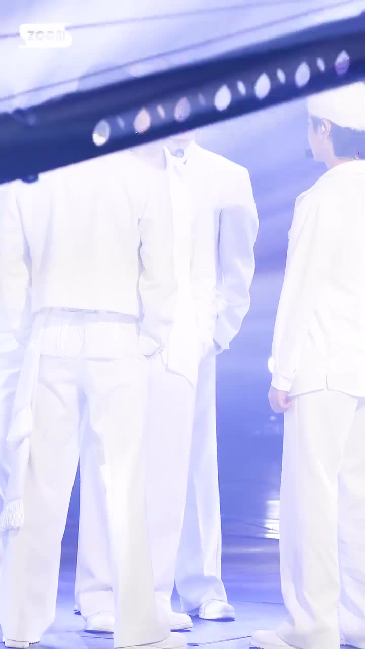 11.17 人歌 RIH 罗渽民直拍