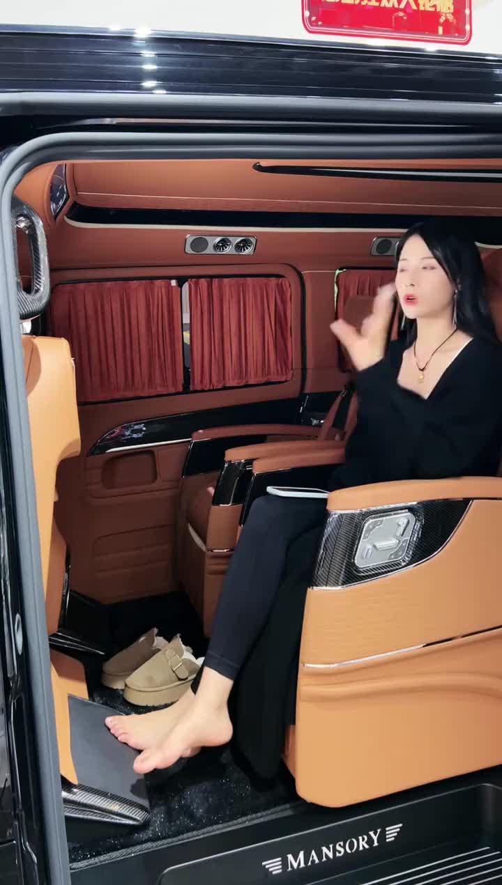 武汉名车汇后湖店品鉴中心-2024年11月25日15点33分