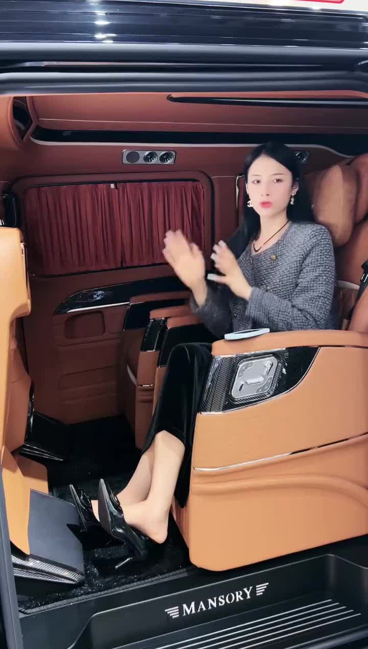 武汉名车汇后湖店品鉴中心-2024年11月26日16点33分