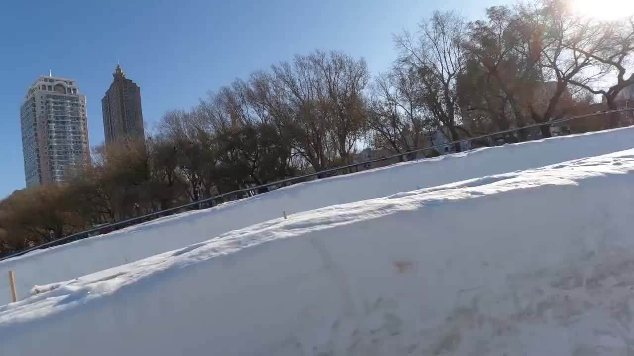 《“尔滨”人返乡遭受文化冲击》