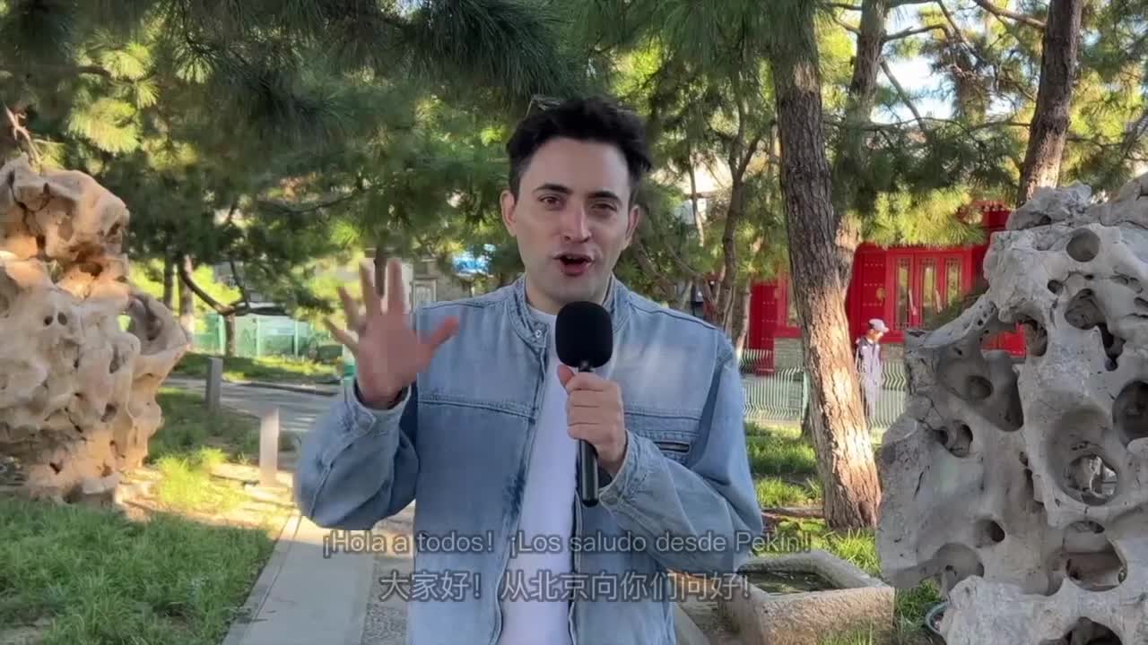 《在高查瑞“电”亮中阿友谊之光》