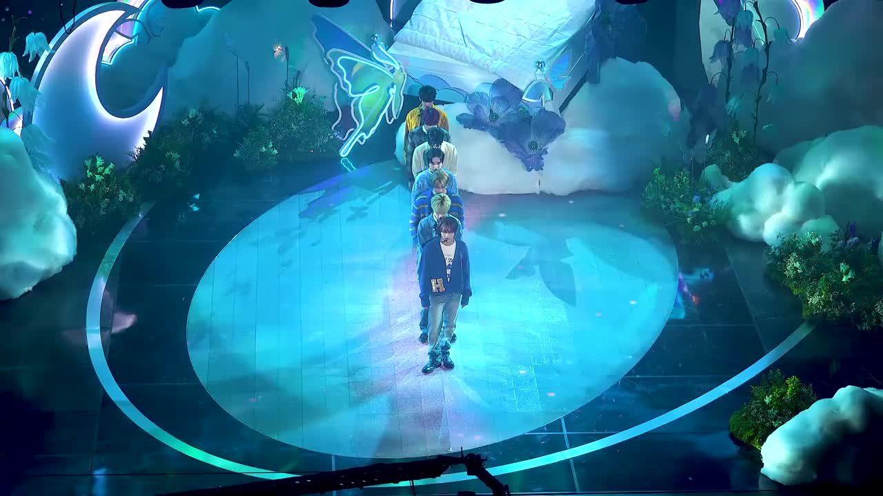 11.24 人歌 飞吻 Sky Cam