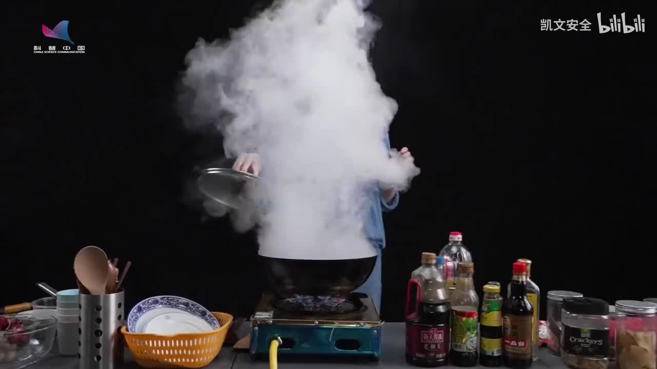 《厨房火灾》(消防警示教育片）