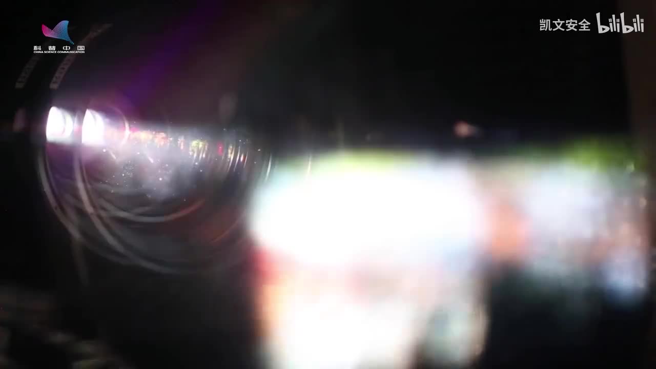 《公共场所》(消防警示教育片）