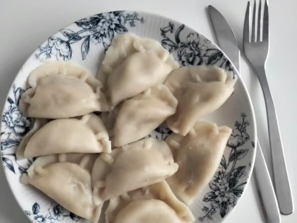 chewy guys eating asmr