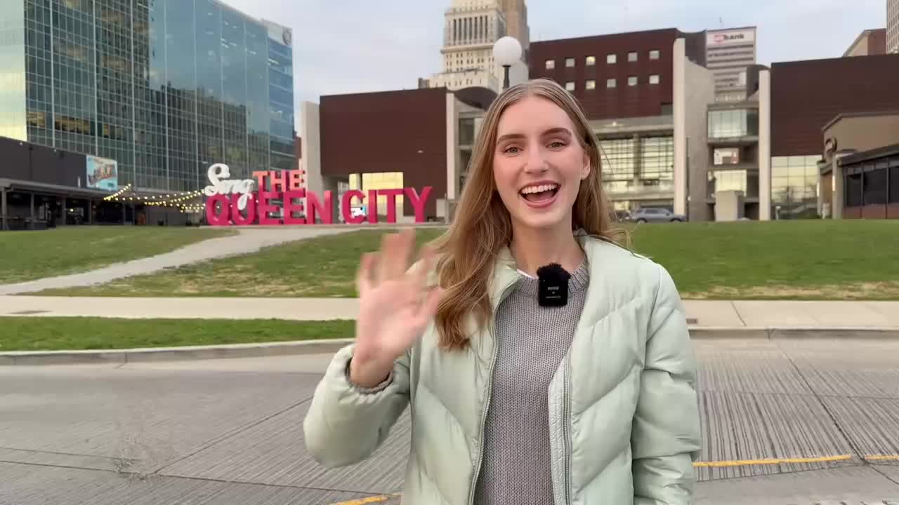 和美女老师一起买圣诞树