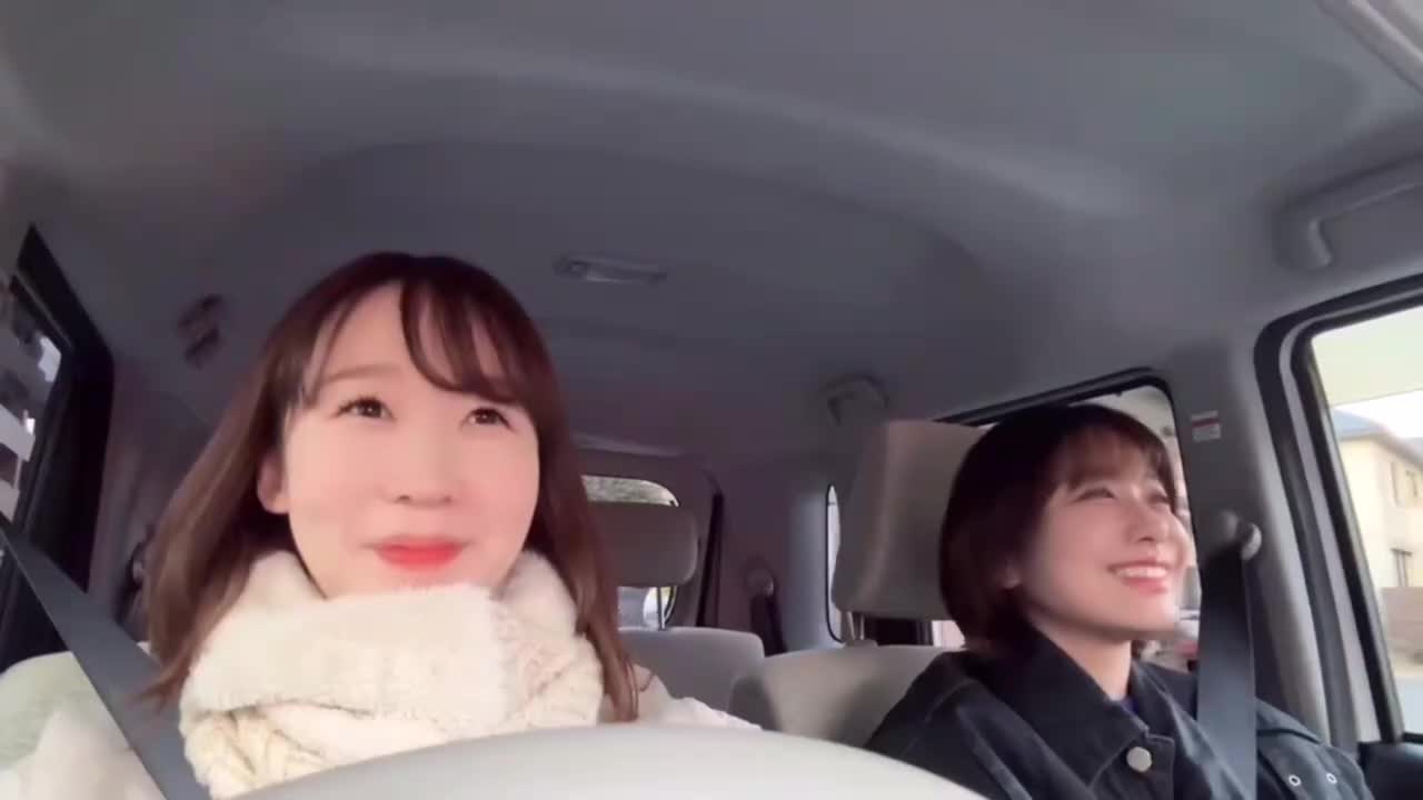 ドライブ中にカラオケするのが一番楽しいんだよね♡ by女性声優