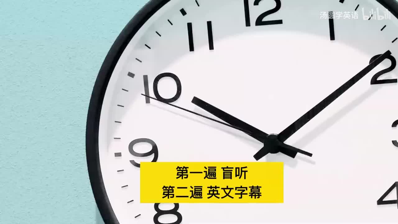 0206. 游客撤离希腊圣托里尼岛；