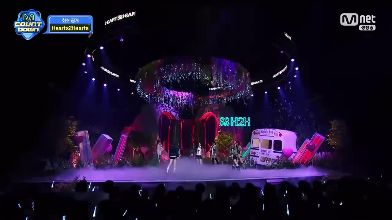 250227 Mnet M!Countdown Hearts2Hearts - The Chase