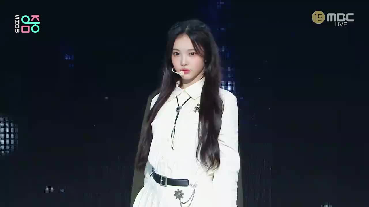 250308 MBC UHD Music Core Hearts2Hearts - The Chase