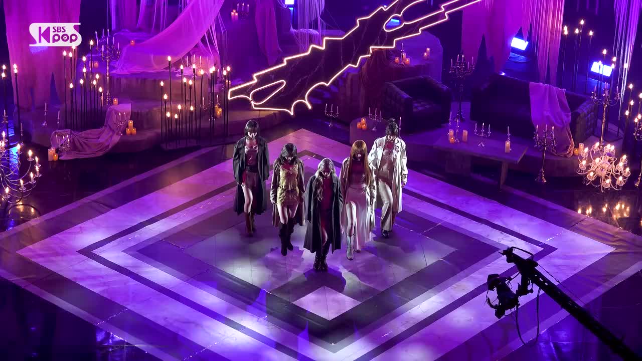 [4K] HOT 天花板视角直拍