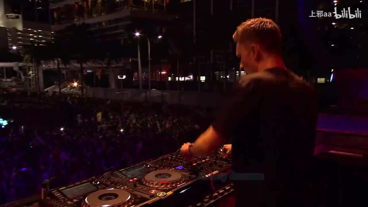 061. Funky Beat - remix (Sound Planet Mix) - Jimmy Gomma