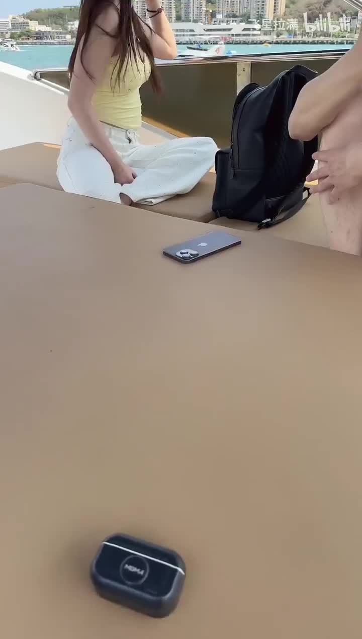 2025-04-04_142507_转码