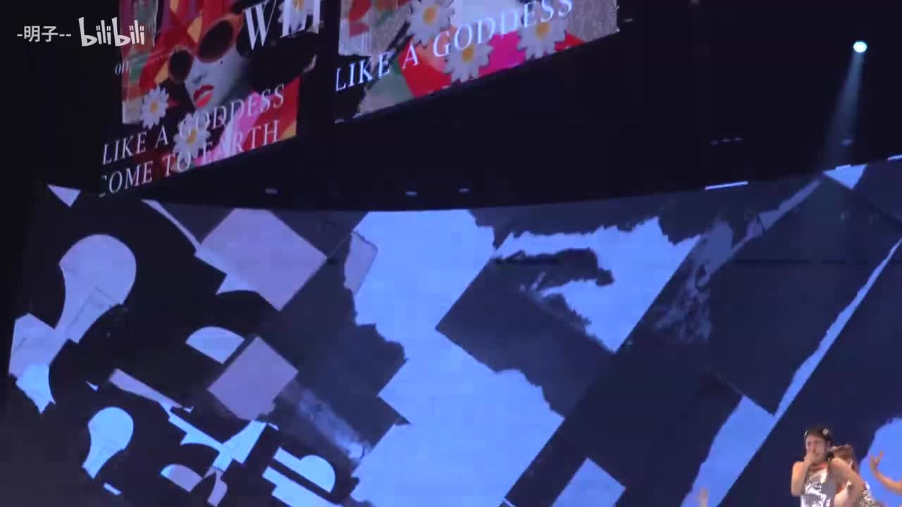 《周末画报》《886》《520》《all need is me》